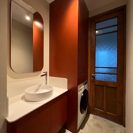 Hébergement de vacances 1947 Rescued Stone House *