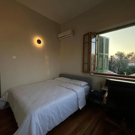 1947 Rescued Stone House Hébergement de vacances Nicosie