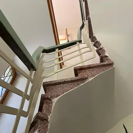 1947 Rescued Stone House Hébergement de vacances *