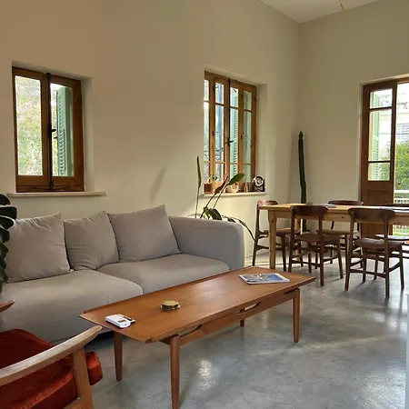 1947 Rescued Stone House Hébergement de vacances