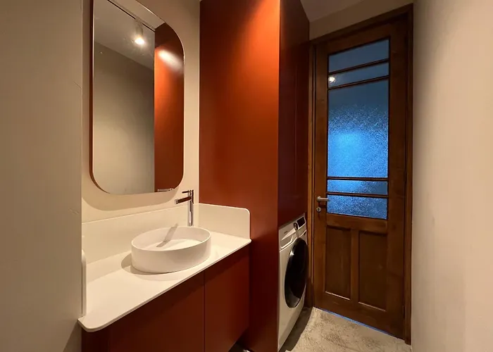 別荘 1947 Rescued Stone House *