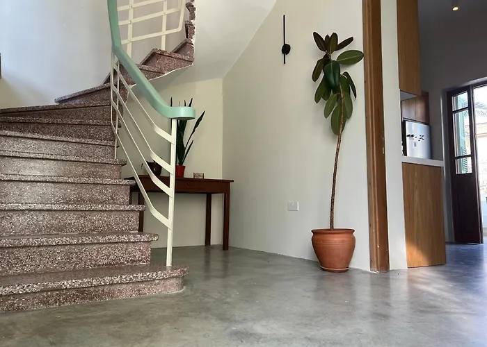 1947 Rescued Stone House Ferienhaus Nikosia