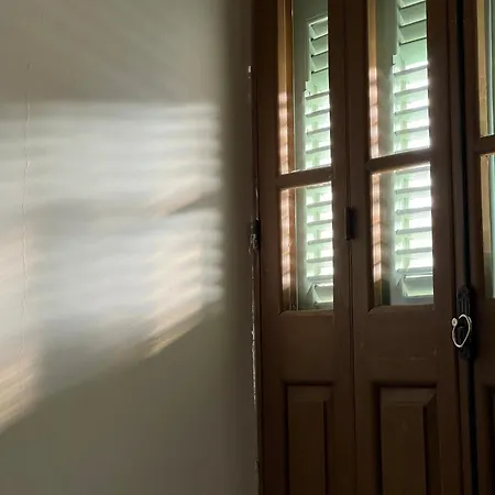 Dom wakacyjny 1947 Rescued Stone House Nikozja